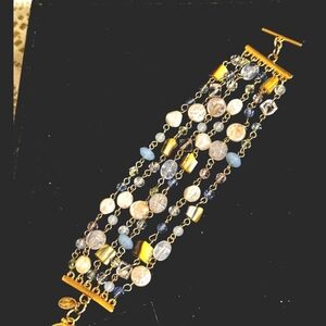 -Cookie lee multi faceted Genuine Shell pastel bracelet gold ✨️ 💛